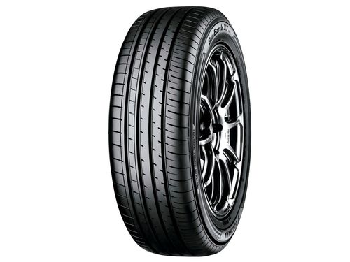Neumatico 235/60R17 102V AE61